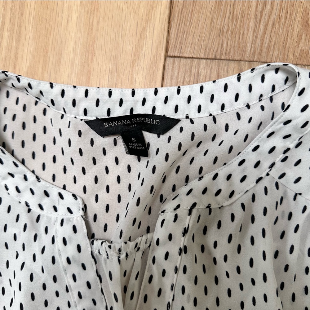 Black and White Dotted Top - Picture 2 of 5